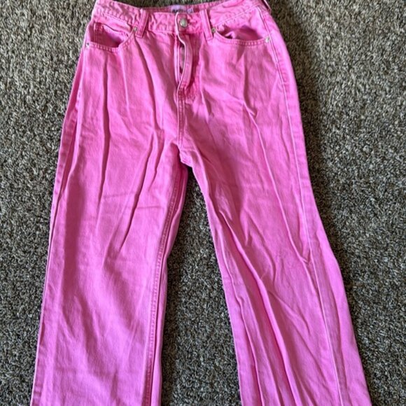 Princess Polly 2 Pink High Rise Mom Cutoffs - Picture 3 of 11